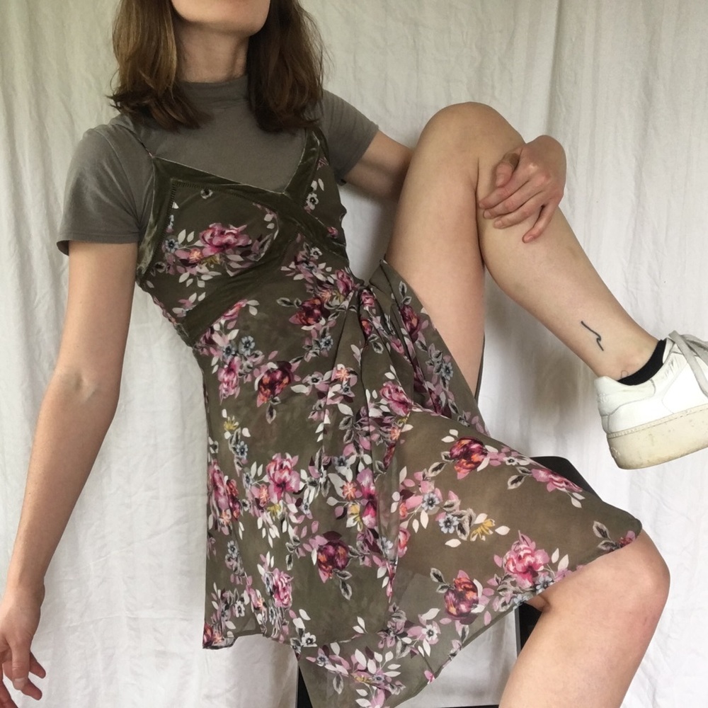 Green floral White House Black Market sundress